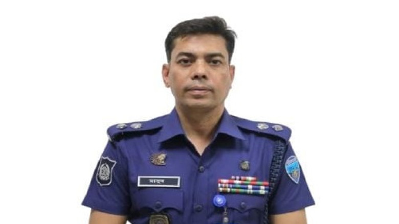 এসপি মাসুদ আলম বিপিএম নজরুল বর্ষ সম্মাননা’র জন্য ম...