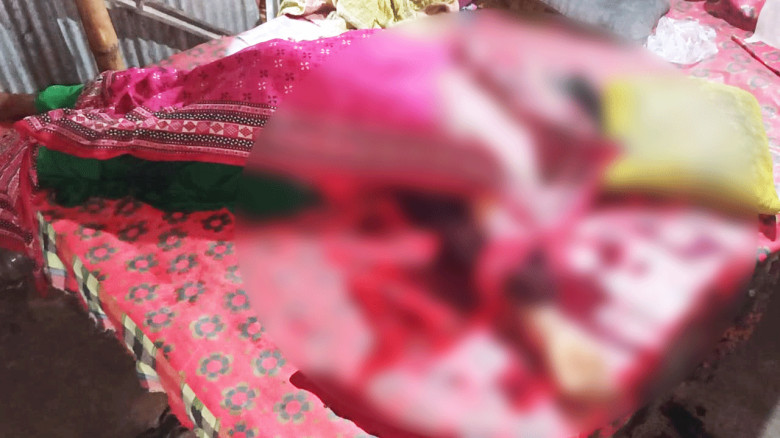 ঝিনাইদহে মাদকাসক্ত ছেলে জবাই করলো মাকে, ছেলে আটক