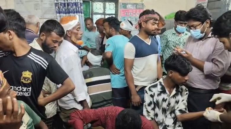 ৬০ বছরের গোরস্থান নিয়ে দ্বন্দ্ব, আমঘড়ায় সংঘর্ষে আহ...